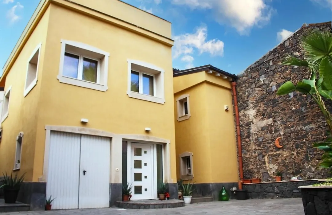 La Pietra Nera - Etna Home-1